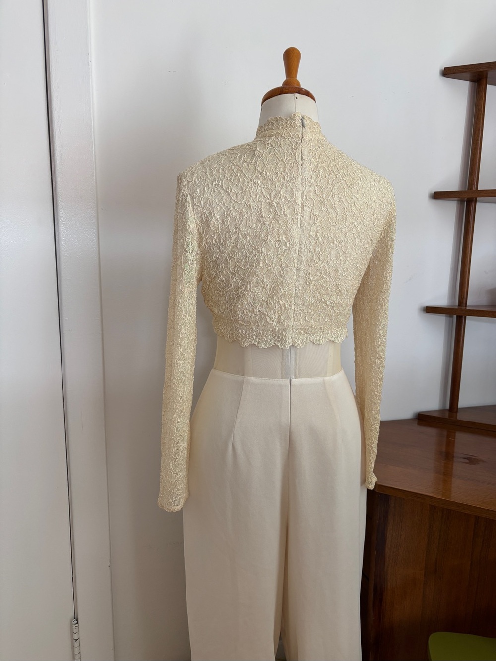 Vintage Joseph Ribkoff Cream Lace Mesh Wide Leg Jumpsuit - Picture 5 of 8